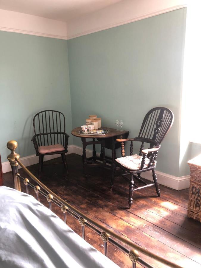 The Victorian House Bed and Breakfast Bridport Esterno foto